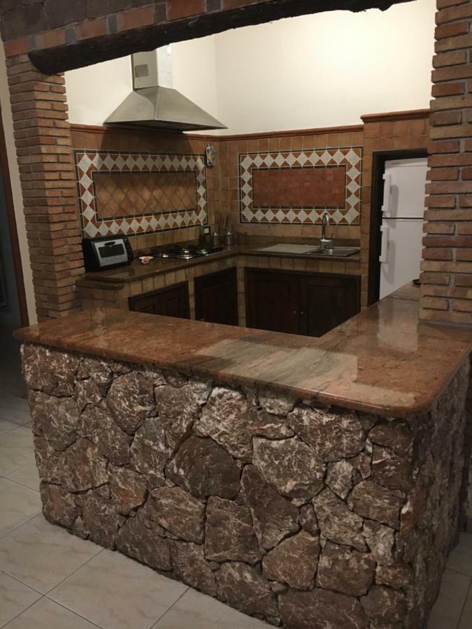 La Bussola Apartment Giardini Naxos Kültér fotó